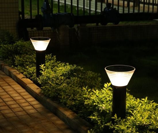 Round Solar Garden Light